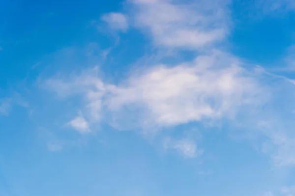 Blauwe Lucht Met Wolken Achtergrond — Stockfoto