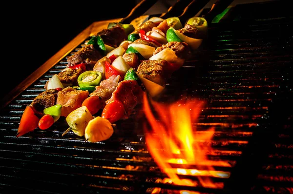 Delizioso Barbecue Manzo Alla Griglia — Foto Stock