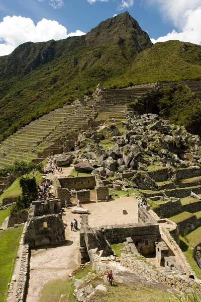 Machu Picchu Sitio Precolombino Inca Ubicado 400 Metros 875 Pies — Foto de Stock