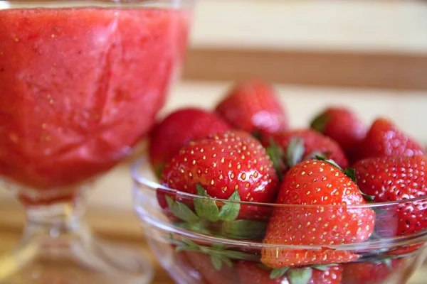 Close Van Sappige Aardbei Dessert — Stockfoto