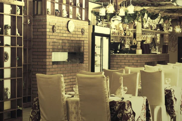 豪华的餐厅大厅在亚洲风格 — 图库照片