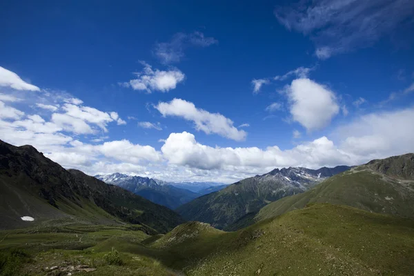 Pramen Alp Přírodní Barevný Tón — Stock fotografie