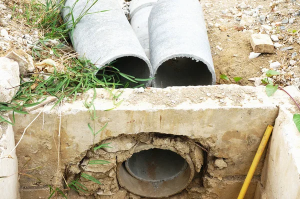 Las Viejas Tuberías Agua Fueron Excavadas Para Traer Nuevo Material — Foto de Stock