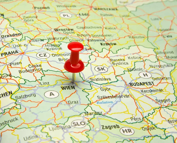 Avrupa Haritasında Wienna Capital Pin — Stok fotoğraf