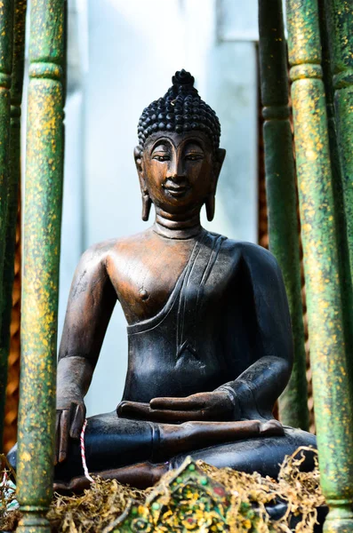 Βούδας Λαξευμένο Από Ένα Ξύλο — Φωτογραφία Αρχείου