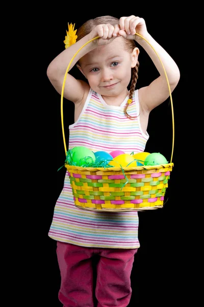 Roztomilá Dívka Držící Svůj Barevný Velikonoční Koš — Stock fotografie