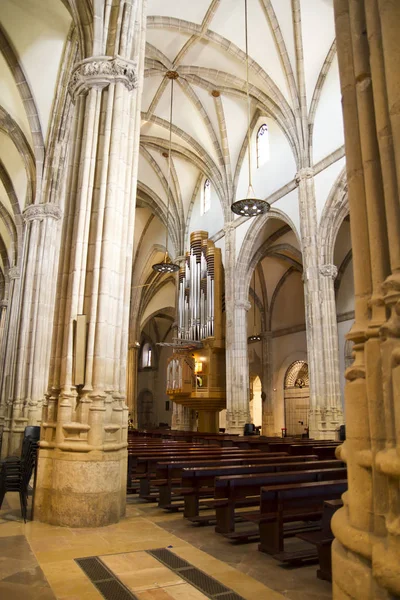 Intérieur Cathédrale Alcala Henares Arches Dôme — Photo