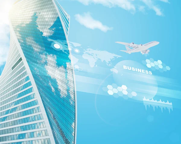 Gebäude Mit Weltkarte Und Computersymbolen Auf Blauem Himmel — Stockfoto