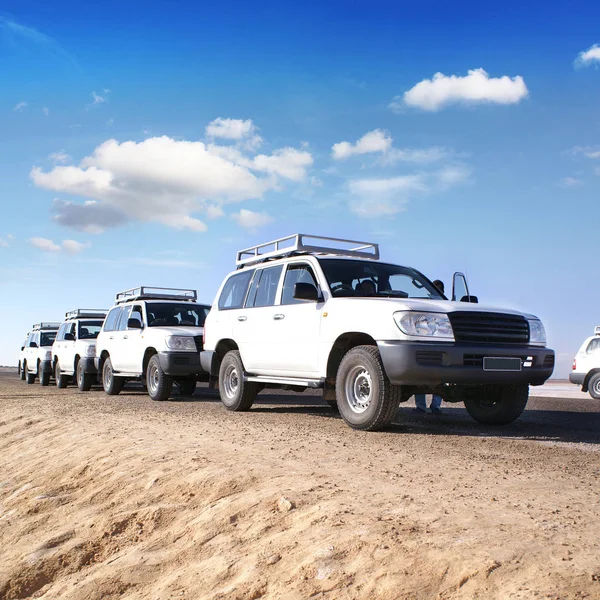 Reise Mit Dem Jeep Durch Die Wüste Afrikas — Stockfoto