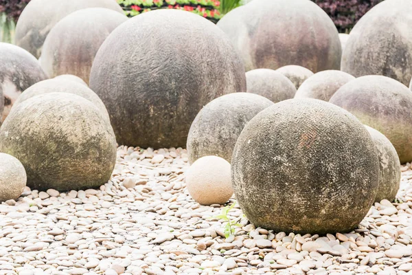 Zen Piedra Jardín Japonés Esfera Piedra Jardín Piedra Con Sendero —  Fotos de Stock