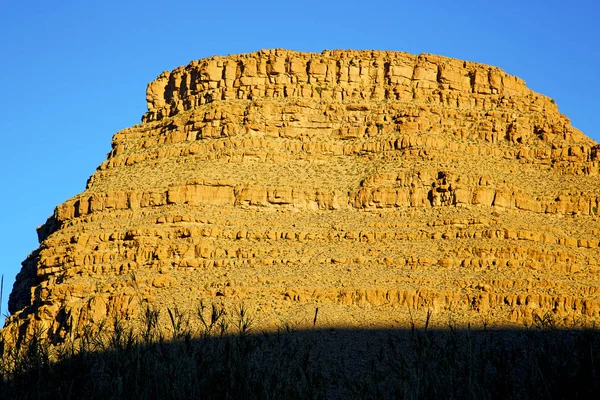 Afrika Marokkó Atlas Száraz Hegyvidéki Talajt Elszigetelt Hill Valley — Stock Fotó