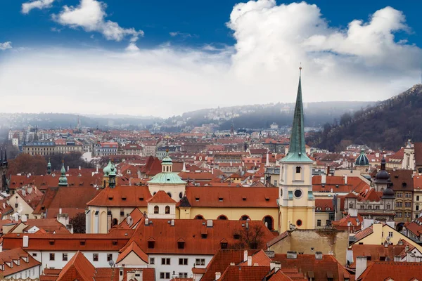 Vista Panoramica Praga Con Architettura Gotica Storica Bakcground Cielo Blu — Foto Stock