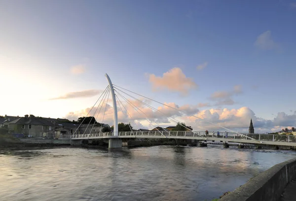 Річка Мой Балліна Майо Ірландія Пішохідним Мостом Частина Яких Формується — стокове фото