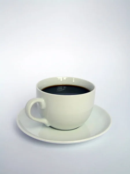 Zwarte Koffie Een Witte Beker — Stockfoto