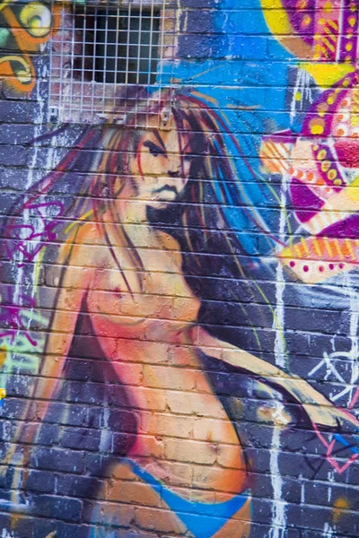 Graffiti Rozzlobená Dívka Monokiny Modré Stěně Městské Uličce Melbourne Australia — Stock fotografie