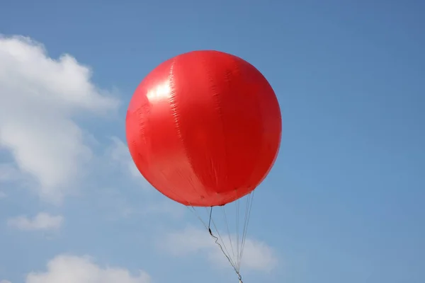 Rode Ballon Hoog Lucht Belgrado Servië — Stockfoto