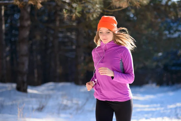 Young Woman Running Beautiful Winter Forest Sunny Frosty Day Active — Stock Photo, Image