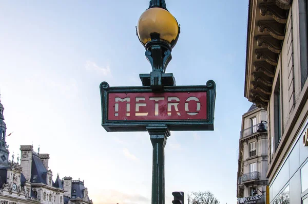 Señal Metro Farola París — Foto de Stock