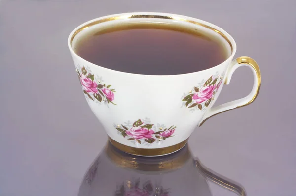 Teljes Fehér Porcelán Csésze Teát Elmélkedés — Stock Fotó
