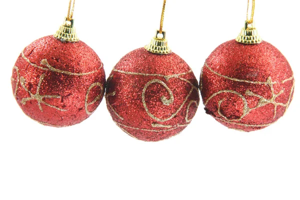 Tre Red Christmas Dekoration Bollar Hängande Isolerade Vit Bakgrund Framifrån — Stockfoto