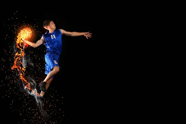 Male Basketball Player Jumping Practicing Ball — Stock Photo, Image