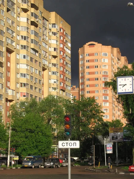 Nube Muy Oscura Está Bajo Moscú Antes Una Tormenta — Foto de Stock