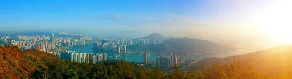 ツェン ワンからダウンタウンのカオルーン香港のパノラマ ビュー — ストック写真