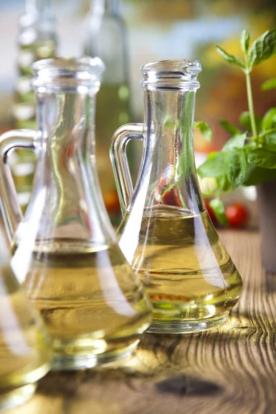 Olivenöl Flaschen Mediterranes Ländliches Thema — Stockfoto