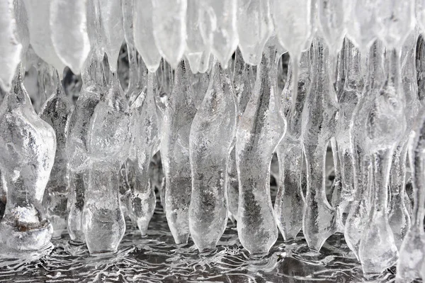 Eisschmelze Frühling Eiszapfen Galerie — Stockfoto