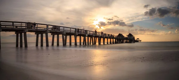 Neapol Pier Pláži Při Západu Slunce Neapoli Florida Usa — Stock fotografie