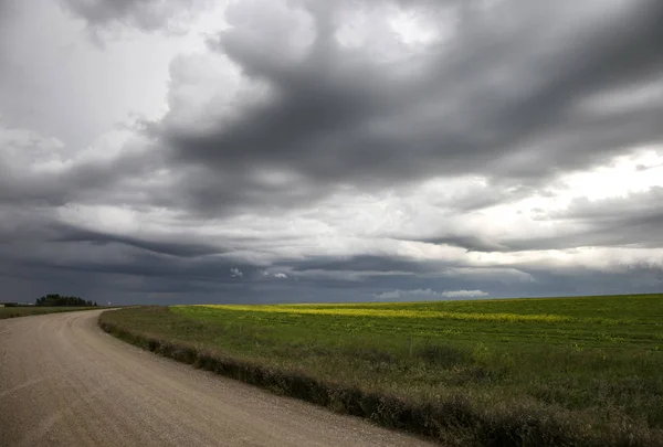 Tempestade Nuvens Saskatchewan Pradaria Cena Canadá Fazenda — Fotografia de Stock