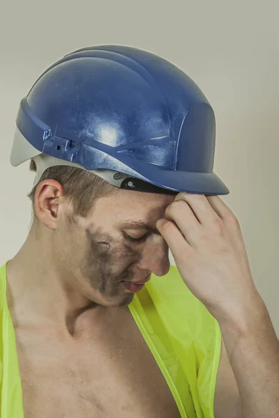 Fechar Trabalhador Colarinho Estressado Com Uma Dor Cabeça — Fotografia de Stock