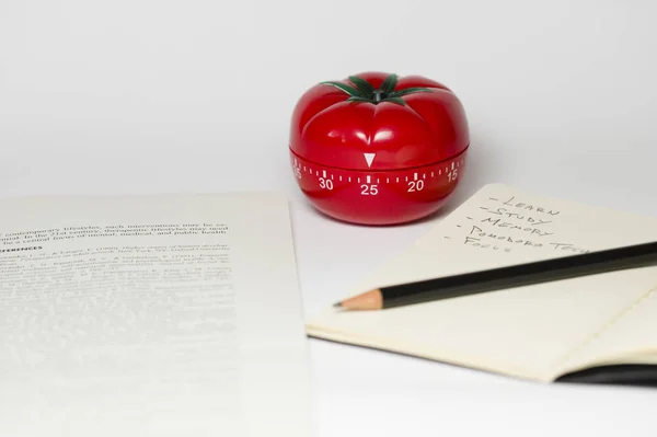 Técnica Pomodoro Tomate Método Estudo Que Ajuda Evitar Procrastinação Usando — Fotografia de Stock