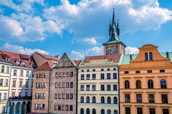 Vista Linha Diferente Edifícios Coloridos Praga Perto Karluv Most — Fotografia de Stock