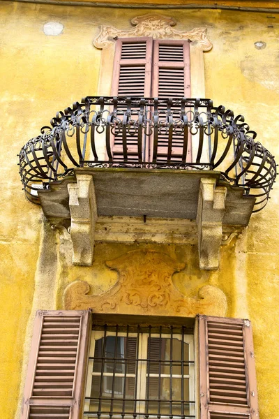 Жовтий Європи Італії Регіоні Ломбардія Milano Старі Вікна Закриті Цегла — стокове фото
