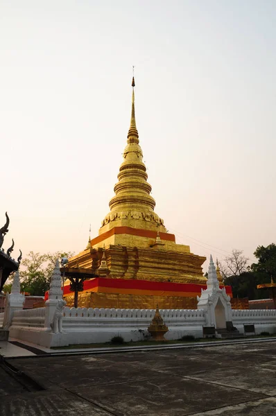 Pagoda Oro Thailandia — Foto Stock