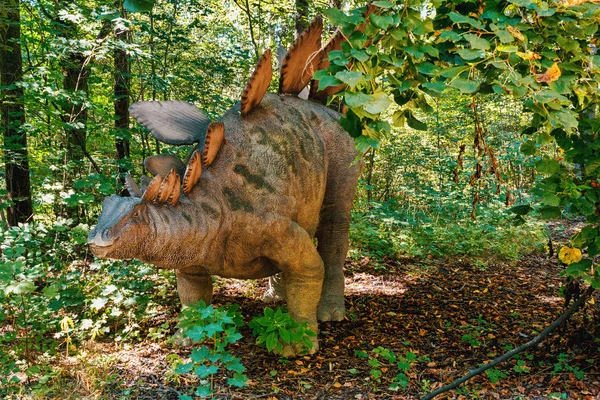 Big Model Prehistoric Dinosaur Stegosaurus Nature Paisajes Realistas — Foto de Stock