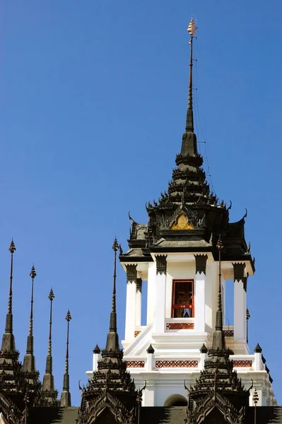Metalowy Zamek Świątynia Loha Prasat Tajlandia — Zdjęcie stockowe