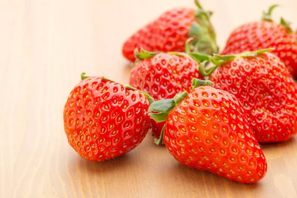 Nahaufnahme Von Saftigen Erdbeeren — Stockfoto