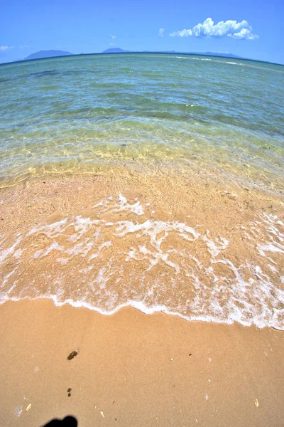 Paradise Beach Wodorostów Oceanie Indyjskim Nosy Być Madagaskar Piasek Wyspa — Zdjęcie stockowe