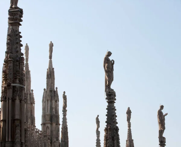 Socha Věž Milánská Katedrála — Stock fotografie