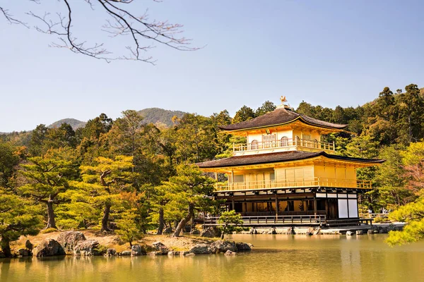 Kinkakuji Zlatý Pavilon Zenový Chrám Severním Kjótu Jehož Horní Dvě — Stock fotografie
