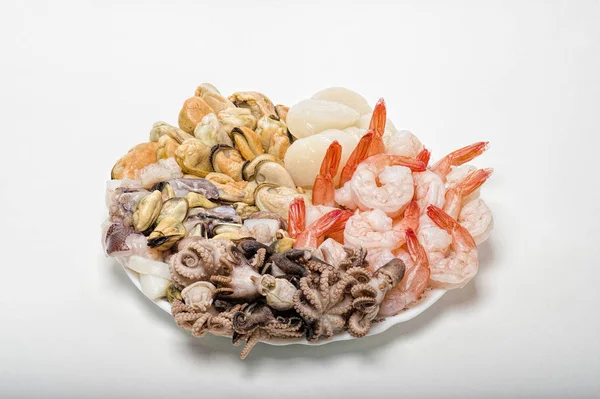 Gran Variedad Mariscos Frescos Acostados Plato —  Fotos de Stock