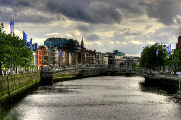 Ponte Penny Rio Liffey Cidade Dublin Irlanda Imagem Hdr — Fotografia de Stock