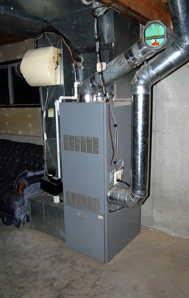 Lakóolaj Kemence Kényszerű Meleg Levegő Központi Légkondicionálóval Beépített Párásítóval — Stock Fotó