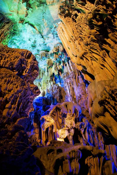 Image Stalactite Stalagmite Formations All Lighted Reed Flute Cave Guilin — Stock Photo, Image