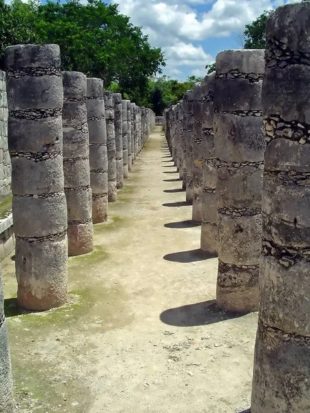 Ruinerna Kolonnad Maya City Chichen Itza — Stockfoto
