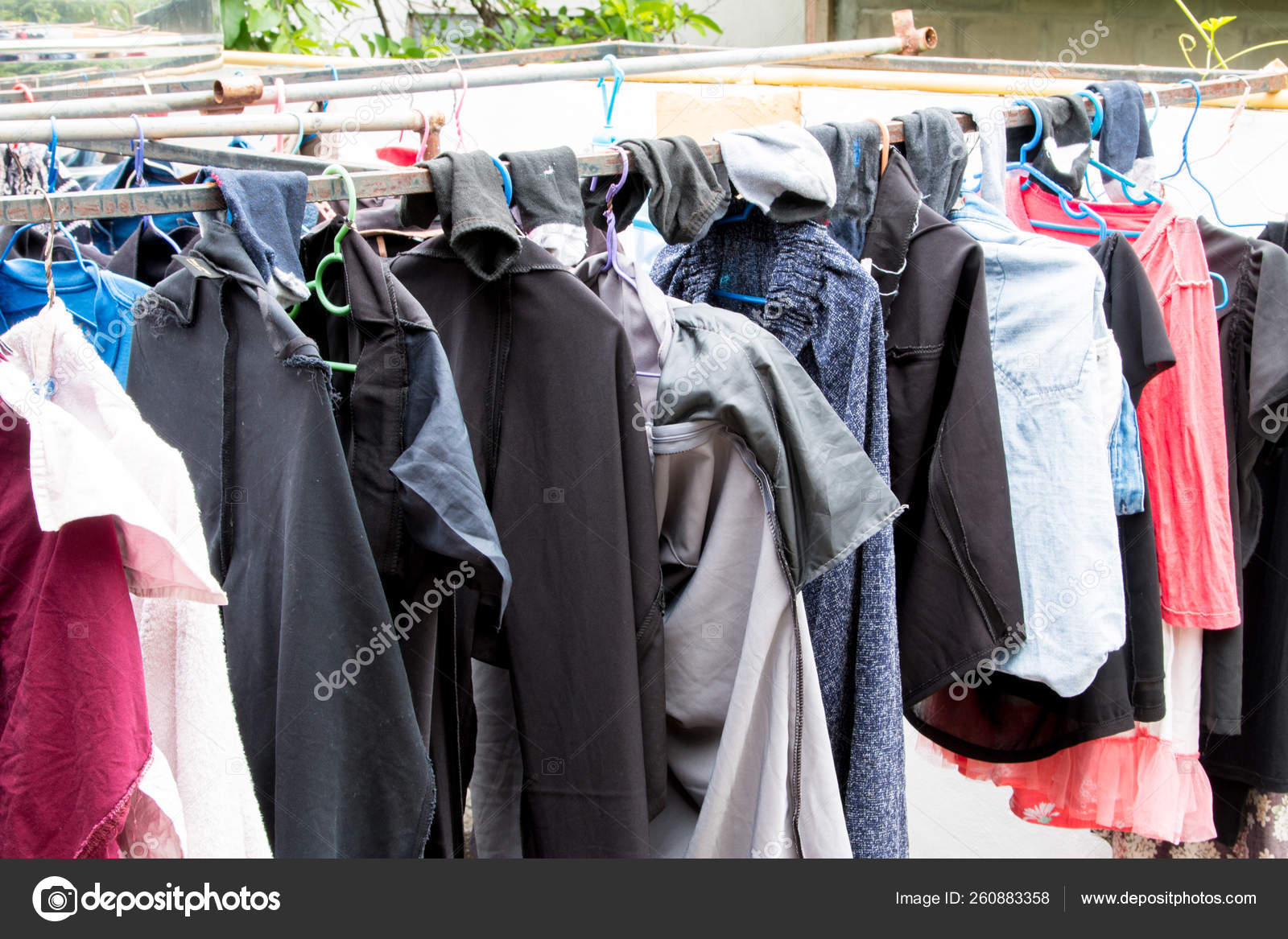 Outdoor Clothes Drying Rack Iron Steel — Stock Photo © YAYImages #260883358
