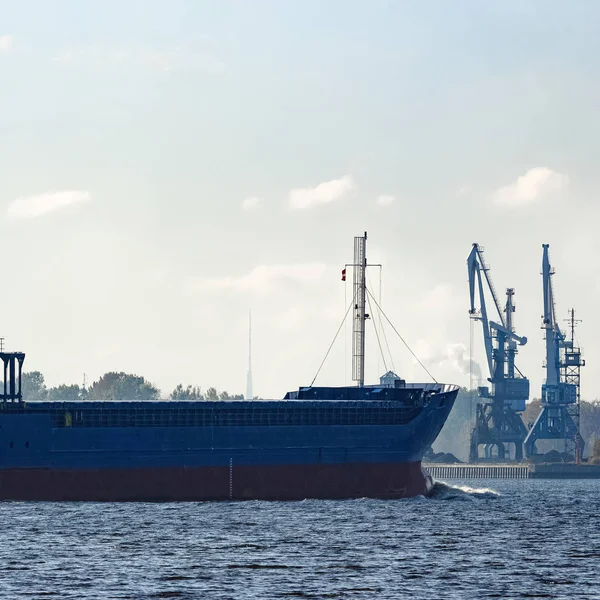 Buque Carga Azul Que Navega Desde Mar Báltico — Foto de Stock
