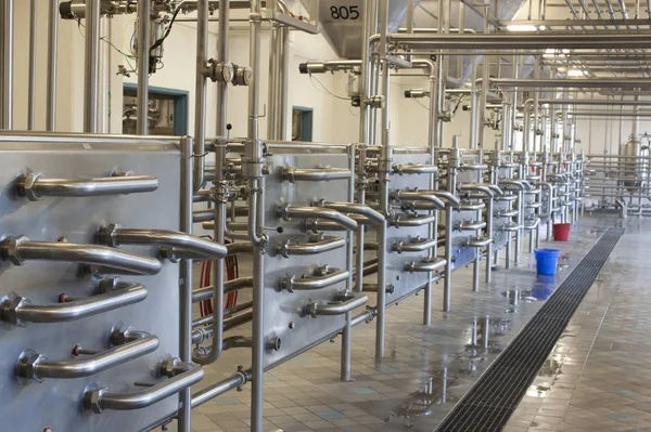 Large Beer Manufacturing Plant Could Also Large Dairy Farm — Stock Photo, Image